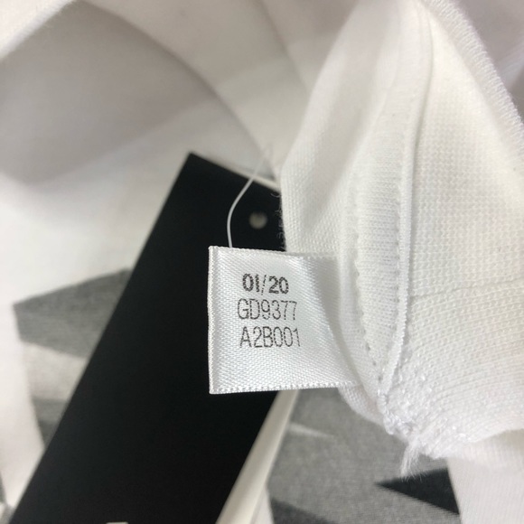 NWT Men’s Adidas Shirt - Picture 4 of 11